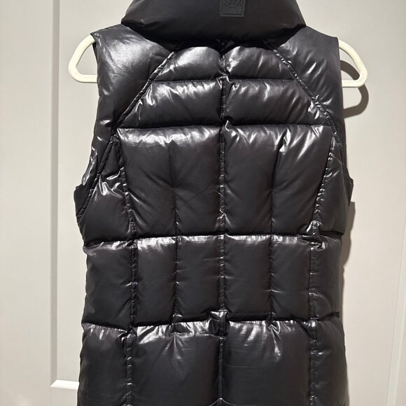SAM New York Black Puffer Vest Women’s Size M Quilted Down Insulated Zip vest. - Picture 6 of 6